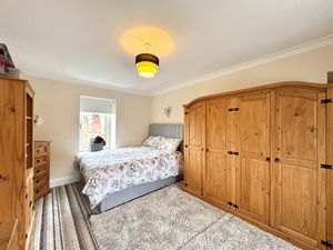 Photo 33- click for photo gallery